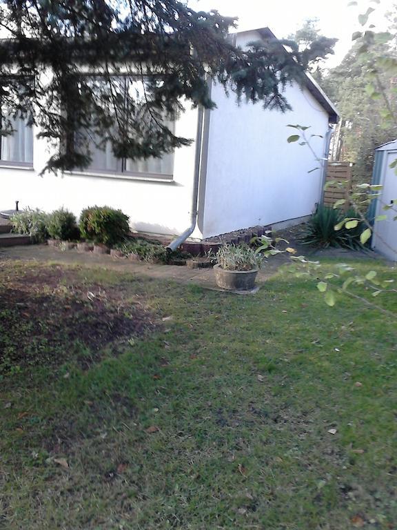 Ferienhaus Pauline Am See Mullrose Exterior photo